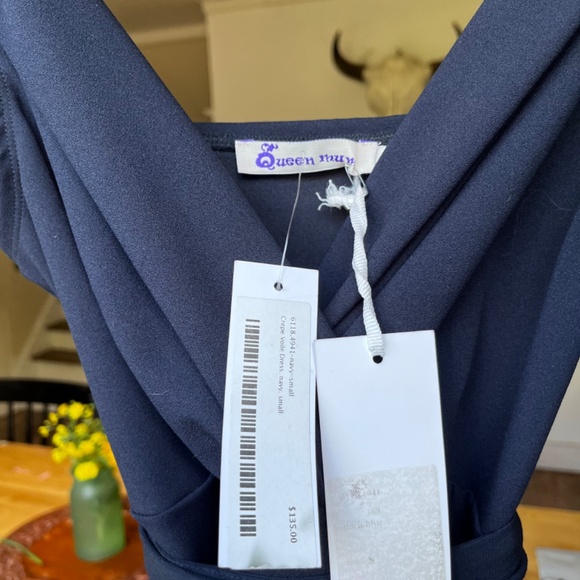 Navy crepe maternity dress New with tags - Picture 7 of 7